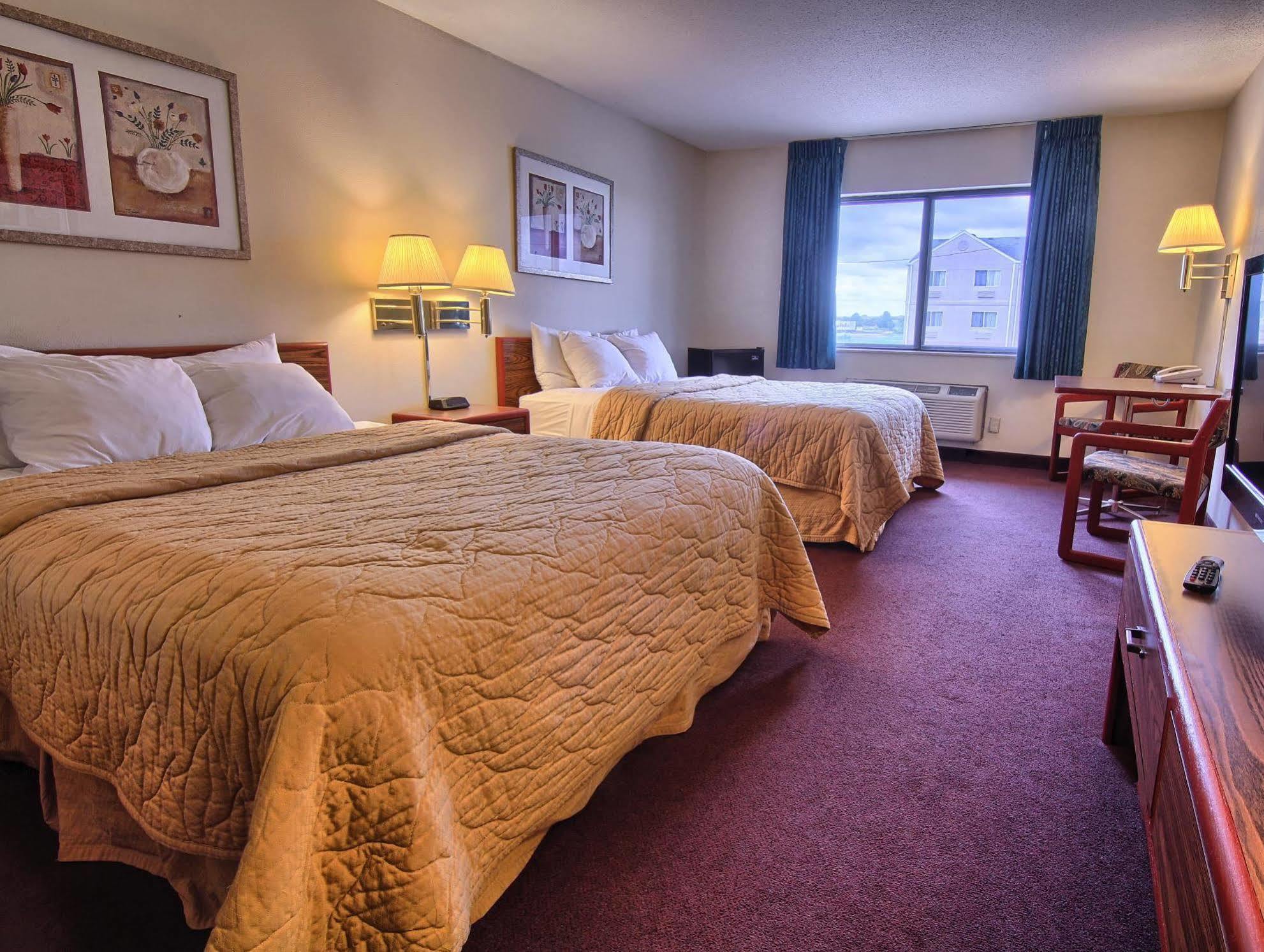 Quality Inn & Suites Danville Exterior photo